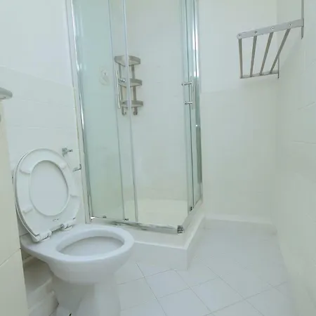 Apartment Beautiful Great Location *